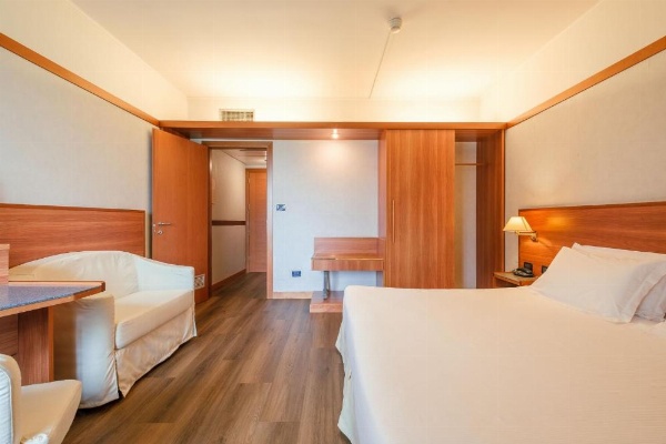 SHG Hotel Bologna image 10