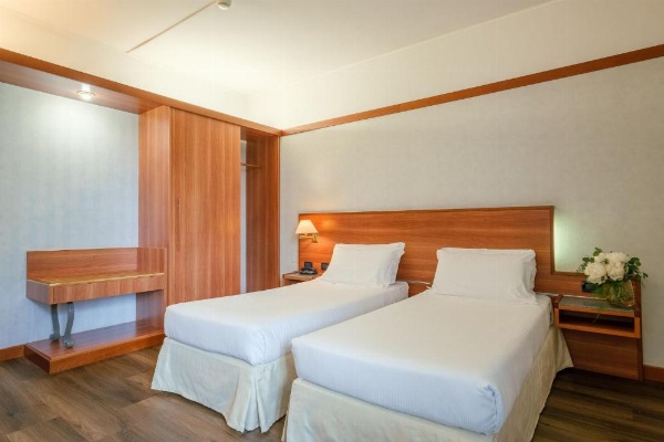 SHG Hotel Bologna image 16