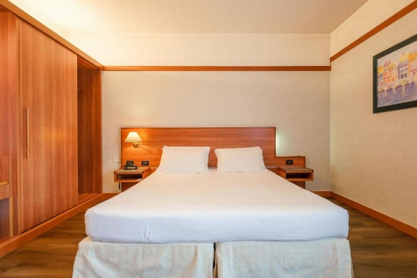 SHG Hotel Bologna image 18