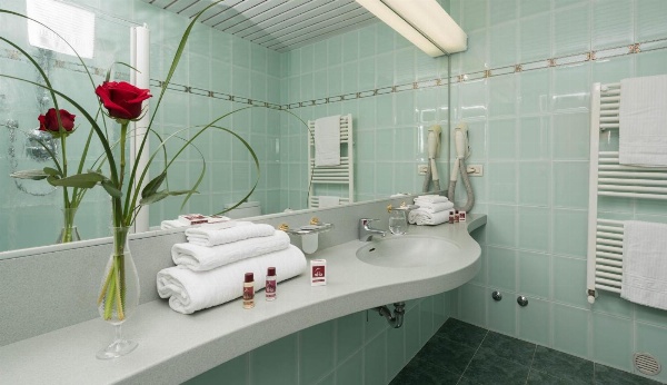 SHG Hotel Bologna image 5